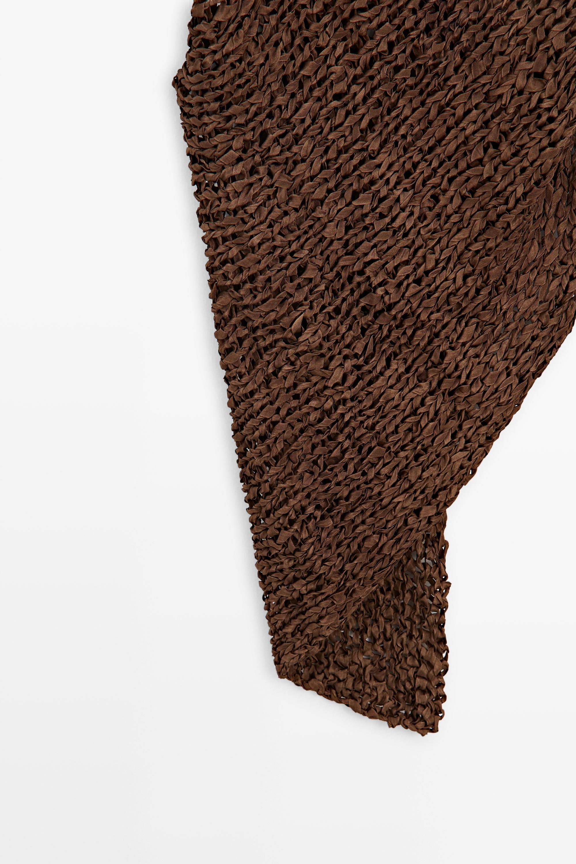 Open-knit asymmetric top - STUDIO
